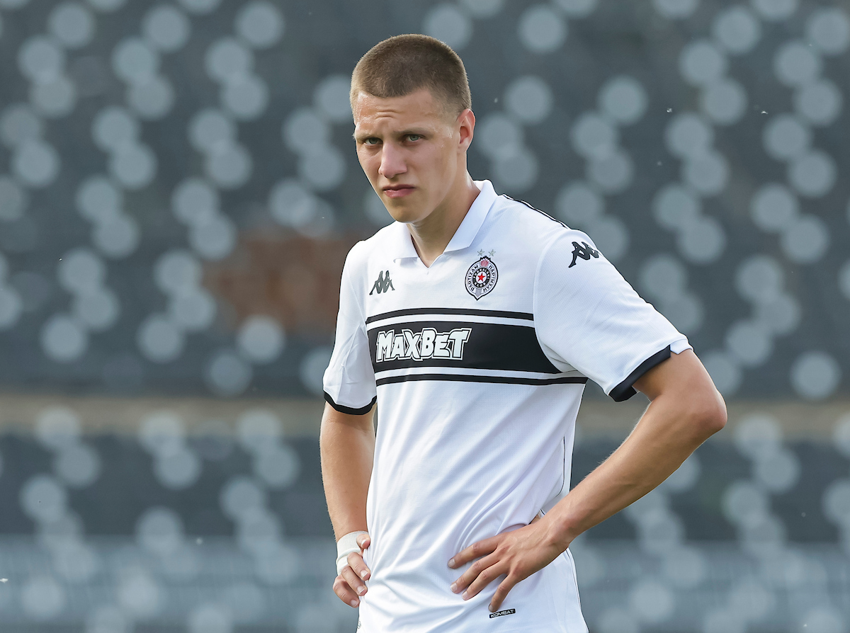 Partizan odbija 8.000.000 za Ugrešića, u čemu je problem?